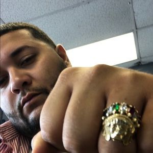 Meet your Posher, Jonathan